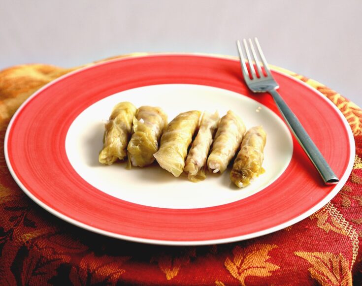 Malfof bel l7meh Cabbage rolls